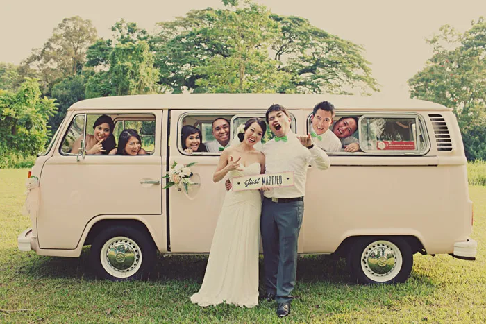 theweddingnotebook.com. Photography by One Eye Click. Vintage wedding car
