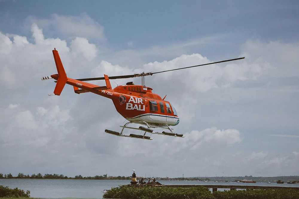 Photo by Apel Photography. theweddingnotebook.com