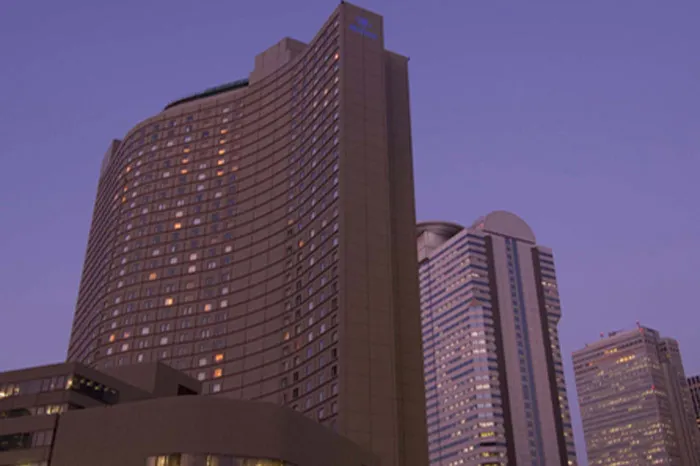 Hilton Tokyo Honeymoon Giveaway. theweddingnotebook.com