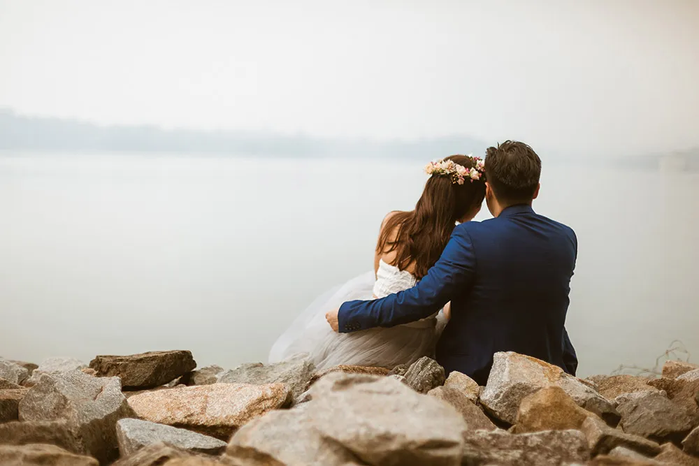 Photo by Studiokel Photography. theweddingnotebook.com