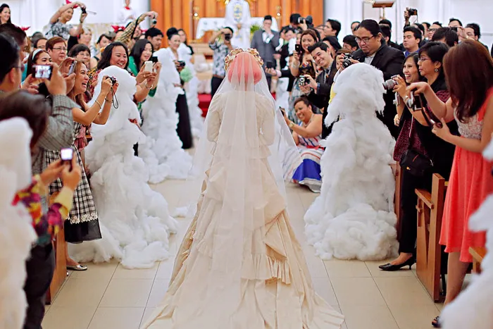 Photography by MangoRed. theweddingnotebook.com