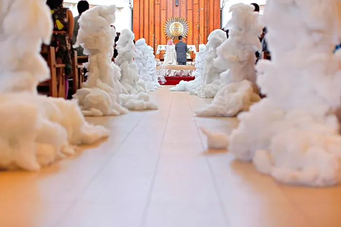 Photography by MangoRed. theweddingnotebook.com