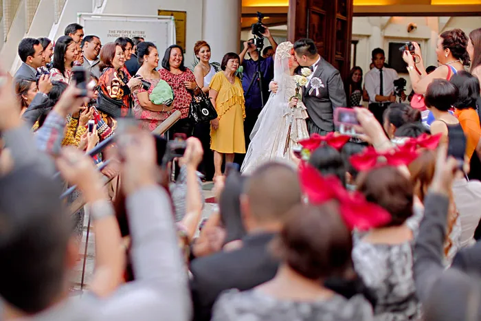 Photography by MangoRed. theweddingnotebook.com