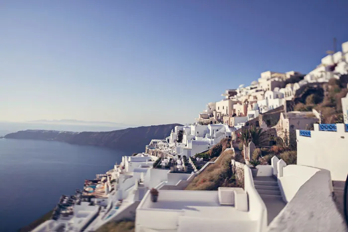 Photography by Metrophoto. theweddingnotebook.com