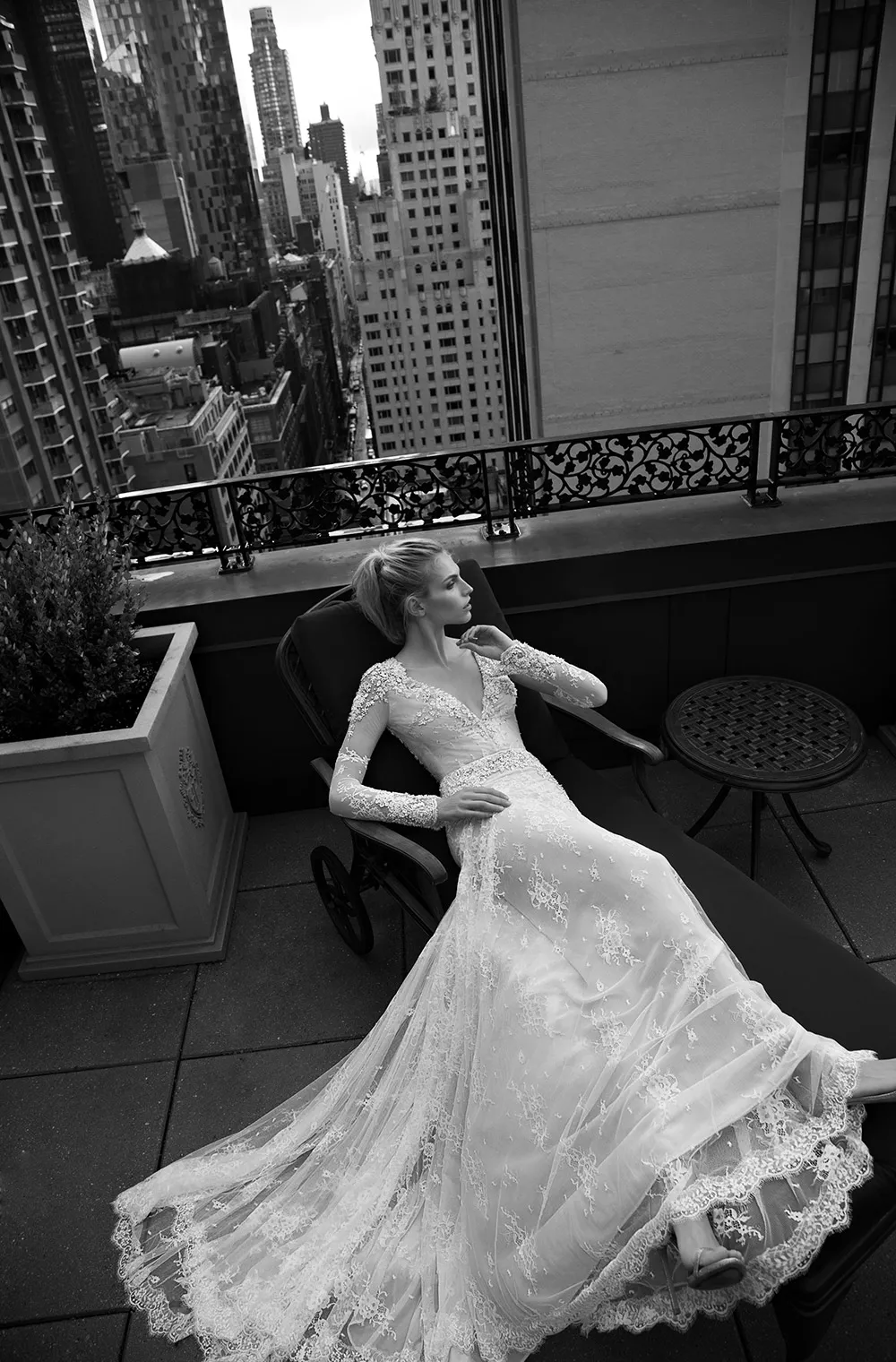 Inbal Dror Fall 2016 Collection. theweddingnotebook.com