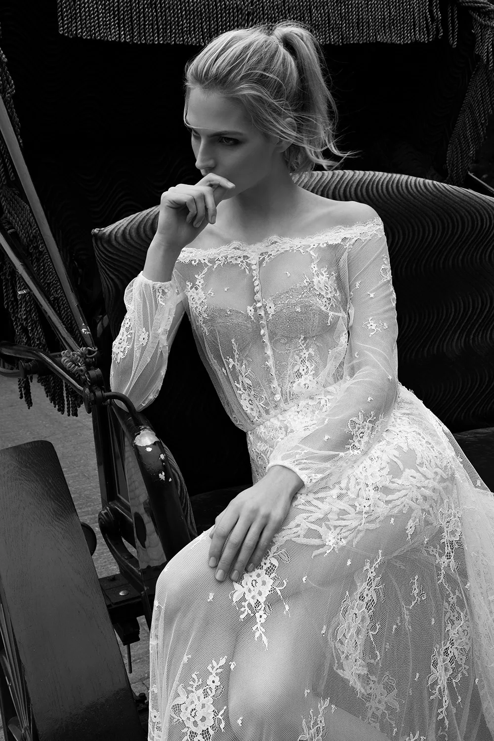 Inbal Dror Fall 2016 Collection. theweddingnotebook.com