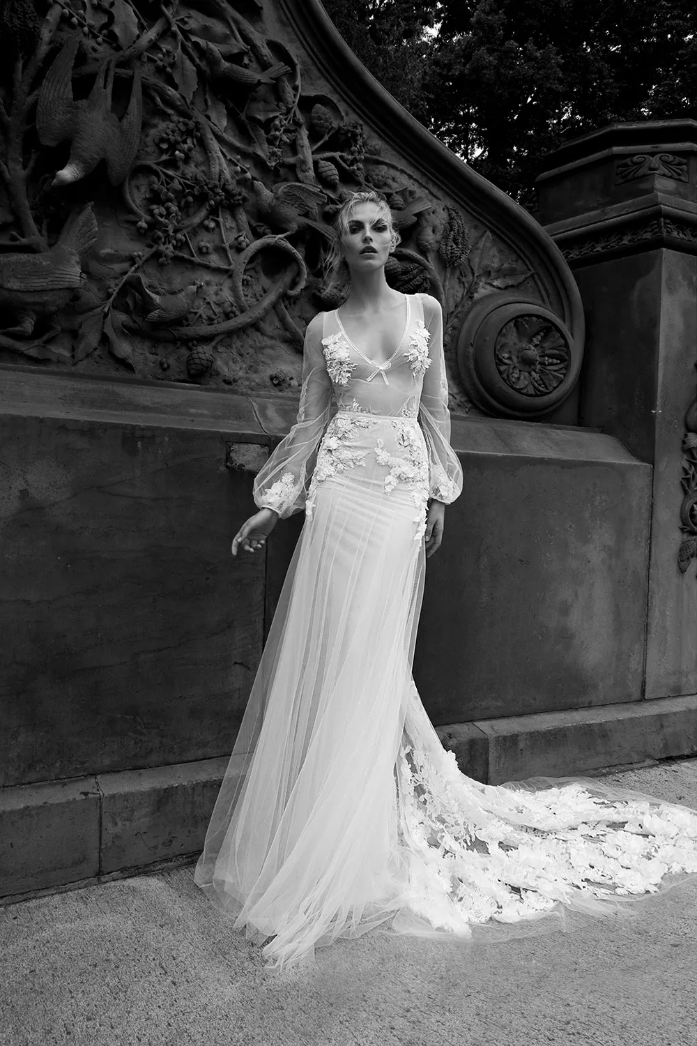 Inbal Dror Fall 2016 Collection. theweddingnotebook.com