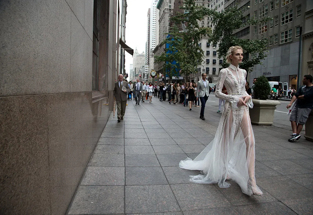 Inbal Dror Fall 2016 Collection. theweddingnotebook.com