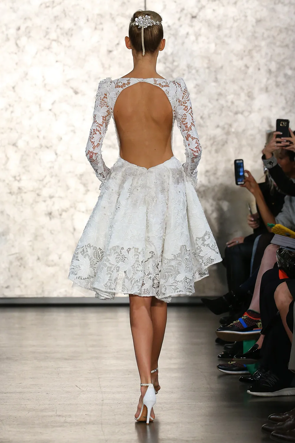 Inbal Dror Fall 2016 Collection. theweddingnotebook.com