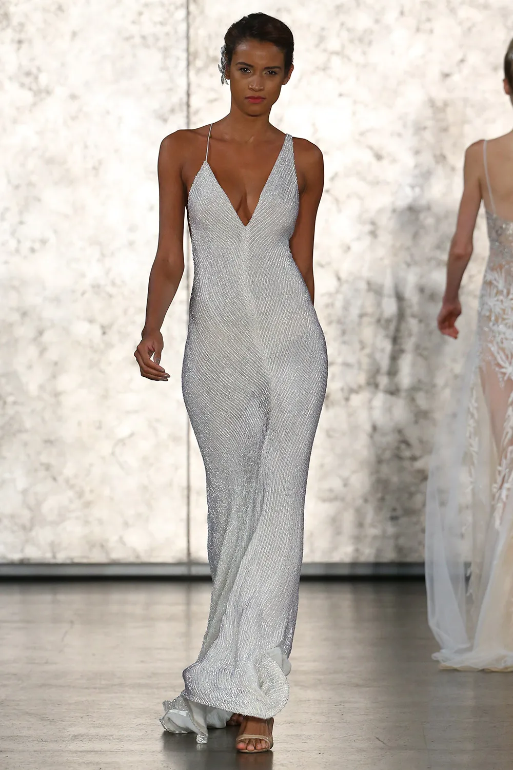 Inbal Dror Fall 2016 Collection. theweddingnotebook.com