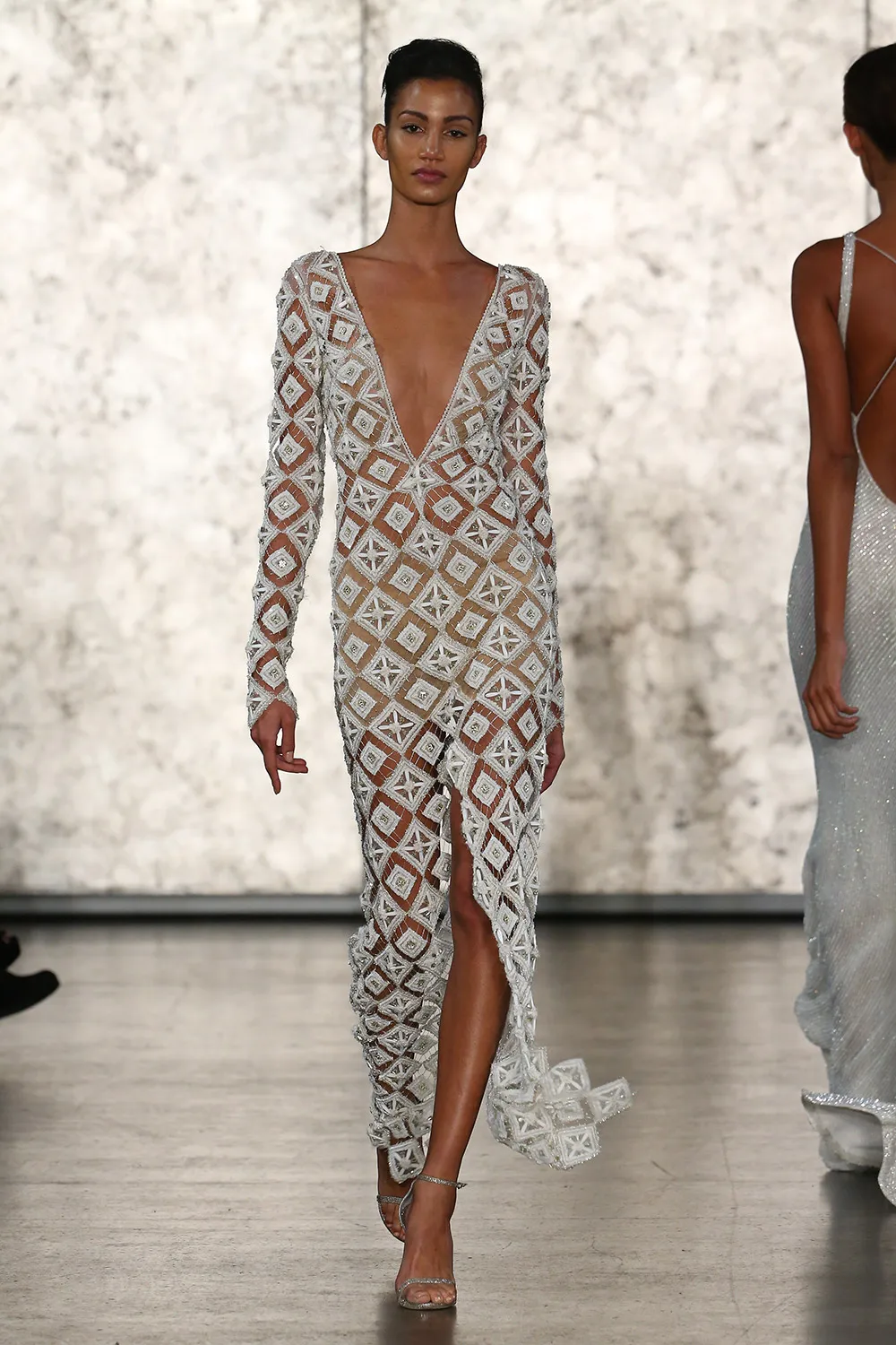 Inbal Dror Fall 2016 Collection. theweddingnotebook.com