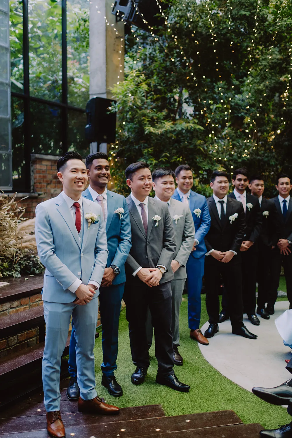 Chong Yee Photography. https://theweddingnotebook.com/inspire