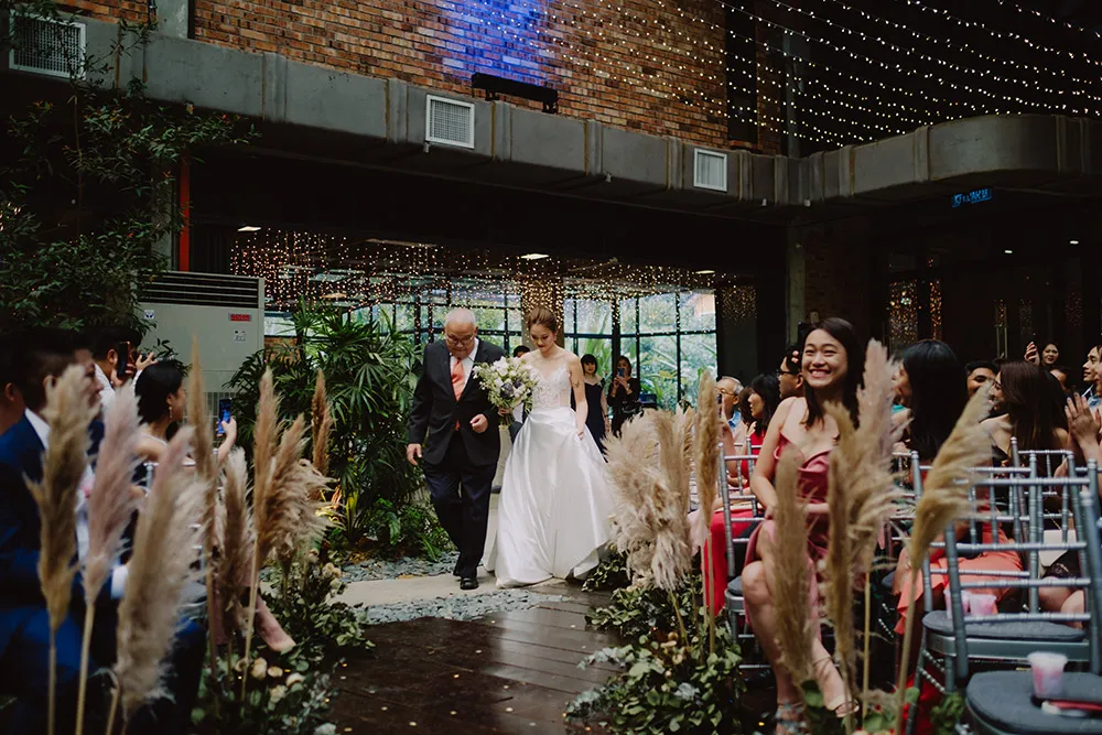 Chong Yee Photography. https://theweddingnotebook.com/inspire