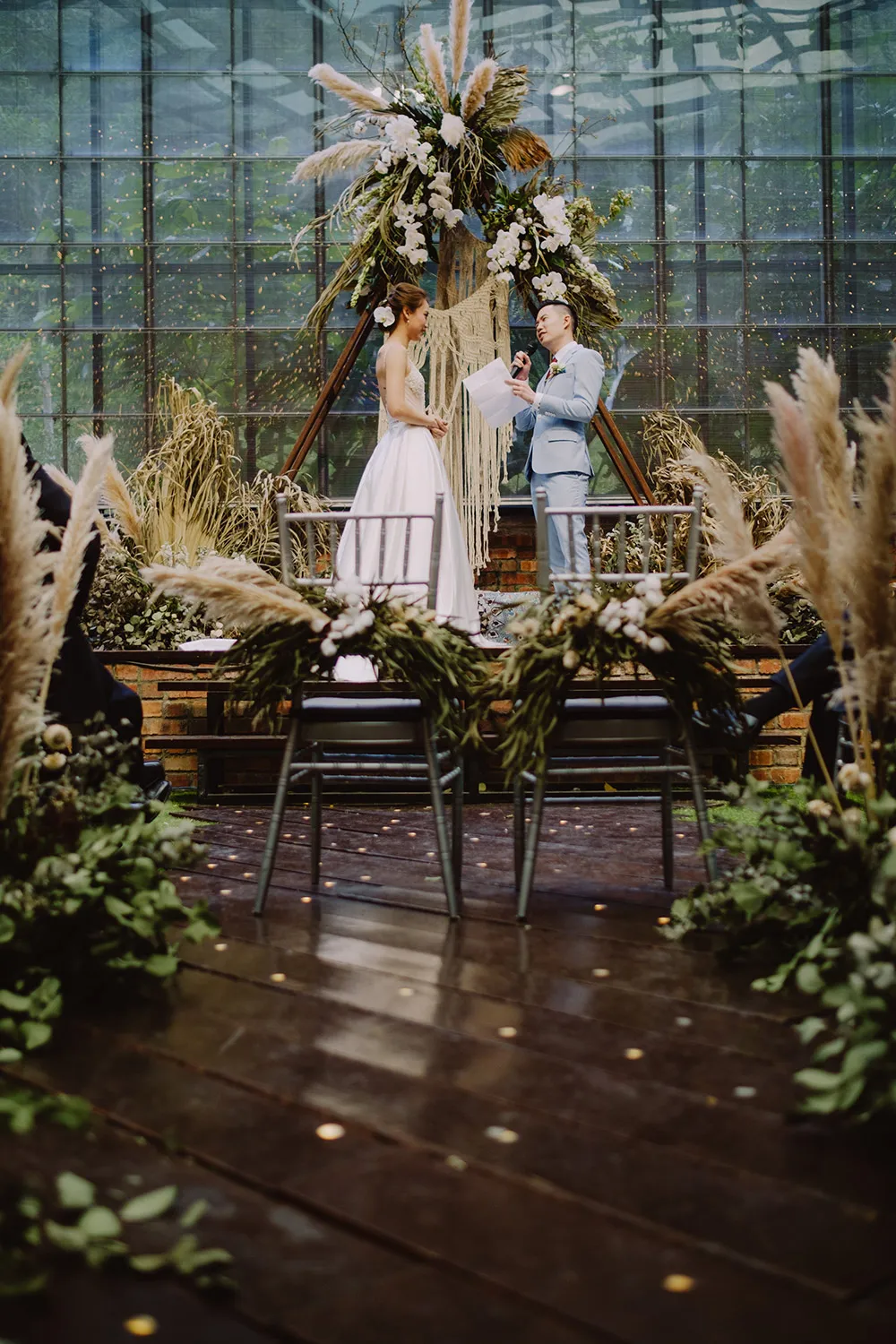 Chong Yee Photography. https://theweddingnotebook.com/inspire