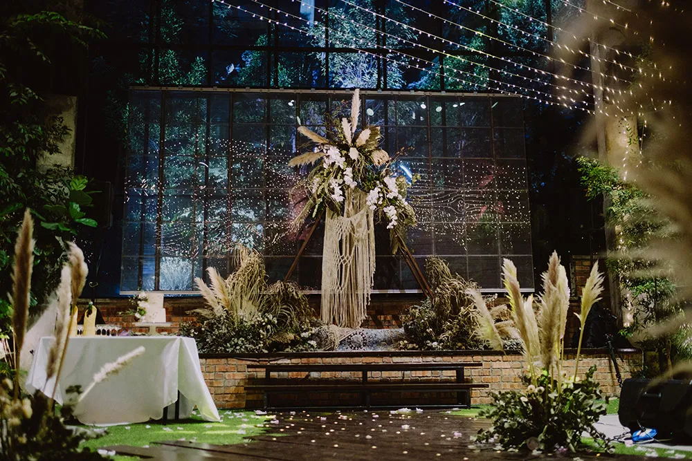 Chong Yee Photography. https://theweddingnotebook.com/inspire