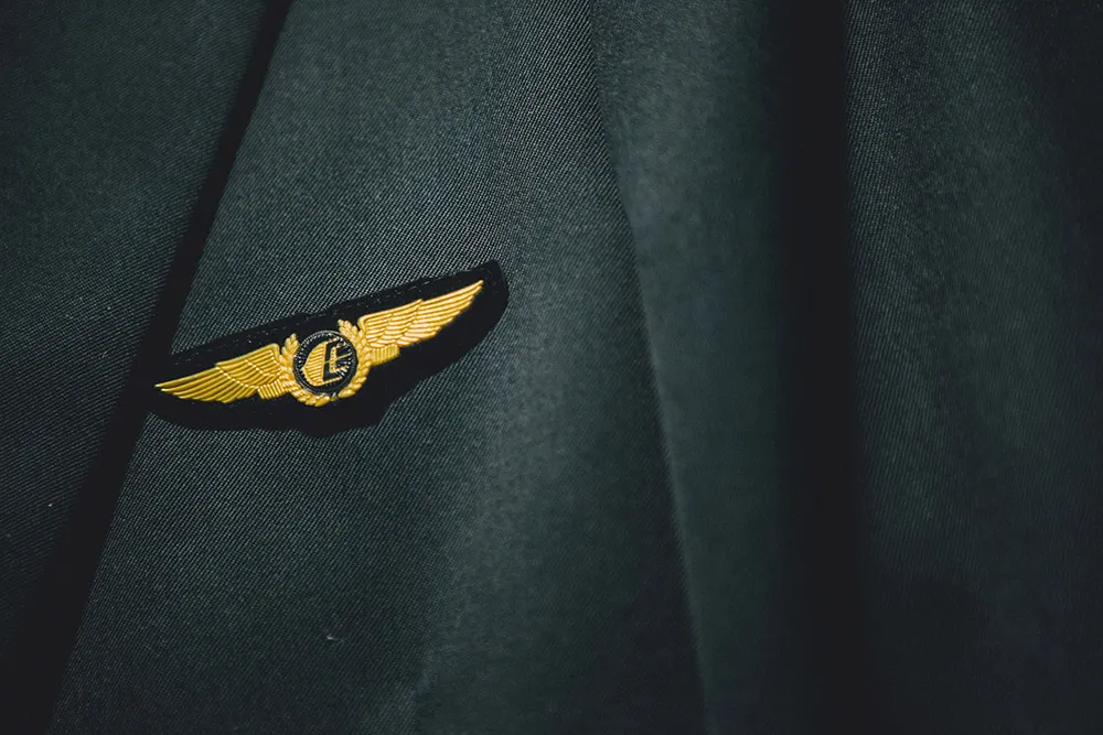 Photo by Memoir Click Studio. theweddingnotebook.com