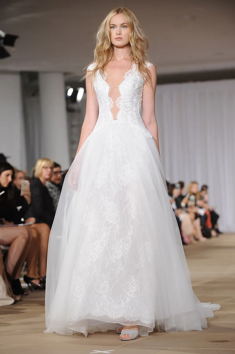 Sheer - Ines Di Santo Fall 2016 Collection. theweddingnotebook.com