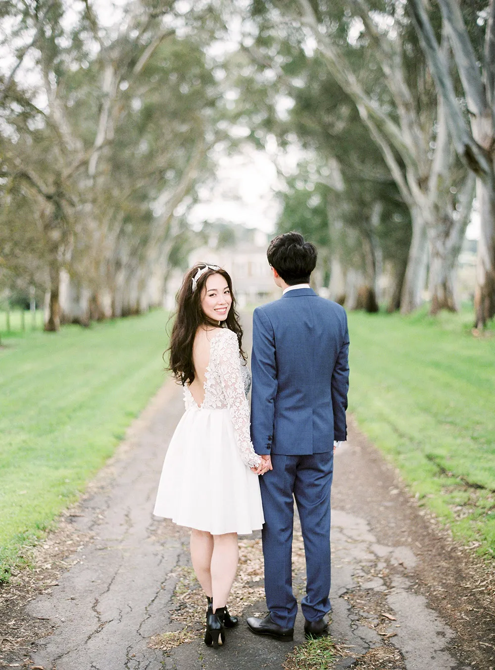 Photo by Ben Yew Photography. theweddingnotebook.com