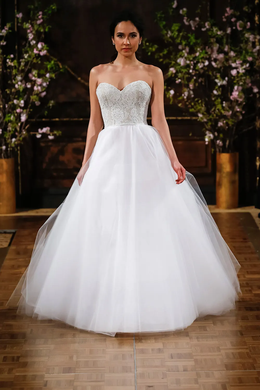 Jacki - Isabelle Armstrong Spring 2017 Bridal Collection. theweddingnotebook.com