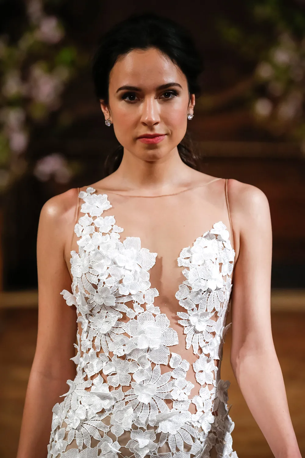 Skyler - Isabelle Armstrong Spring 2017 Bridal Collection. theweddingnotebook.com