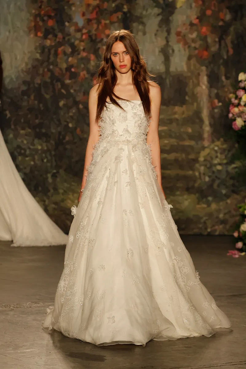 Jenny Packham 2016 Bridal Collection. theweddingnotebook.com