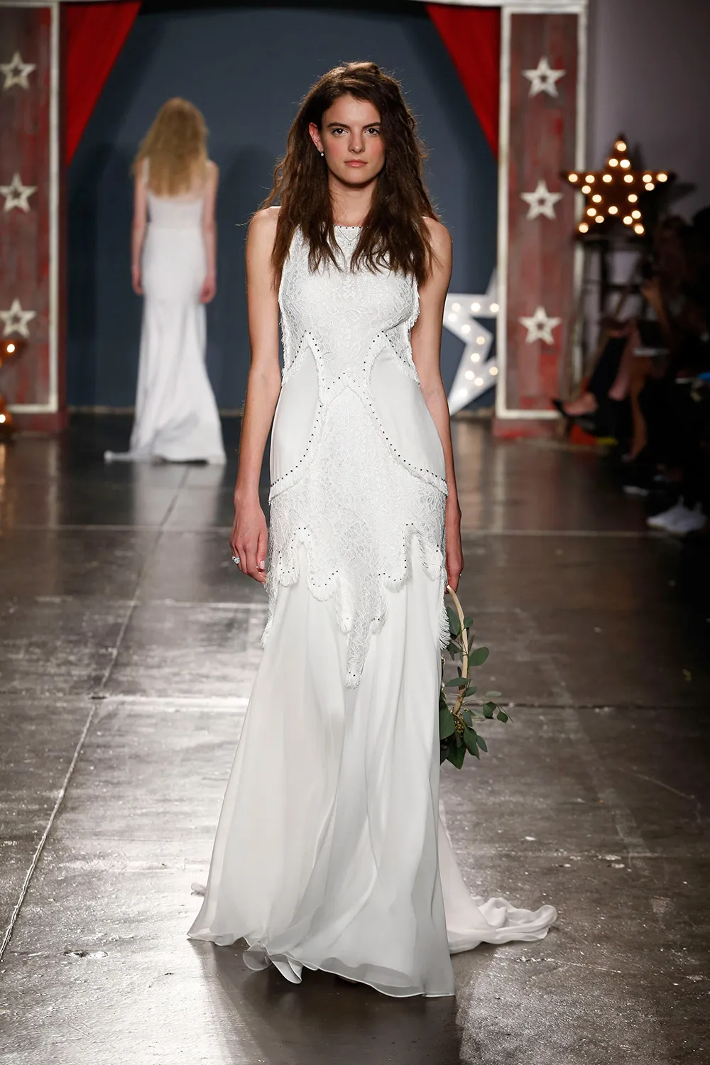 Jenny Packham 2018 Bridal Collection. tp://theweddingnotebook.com