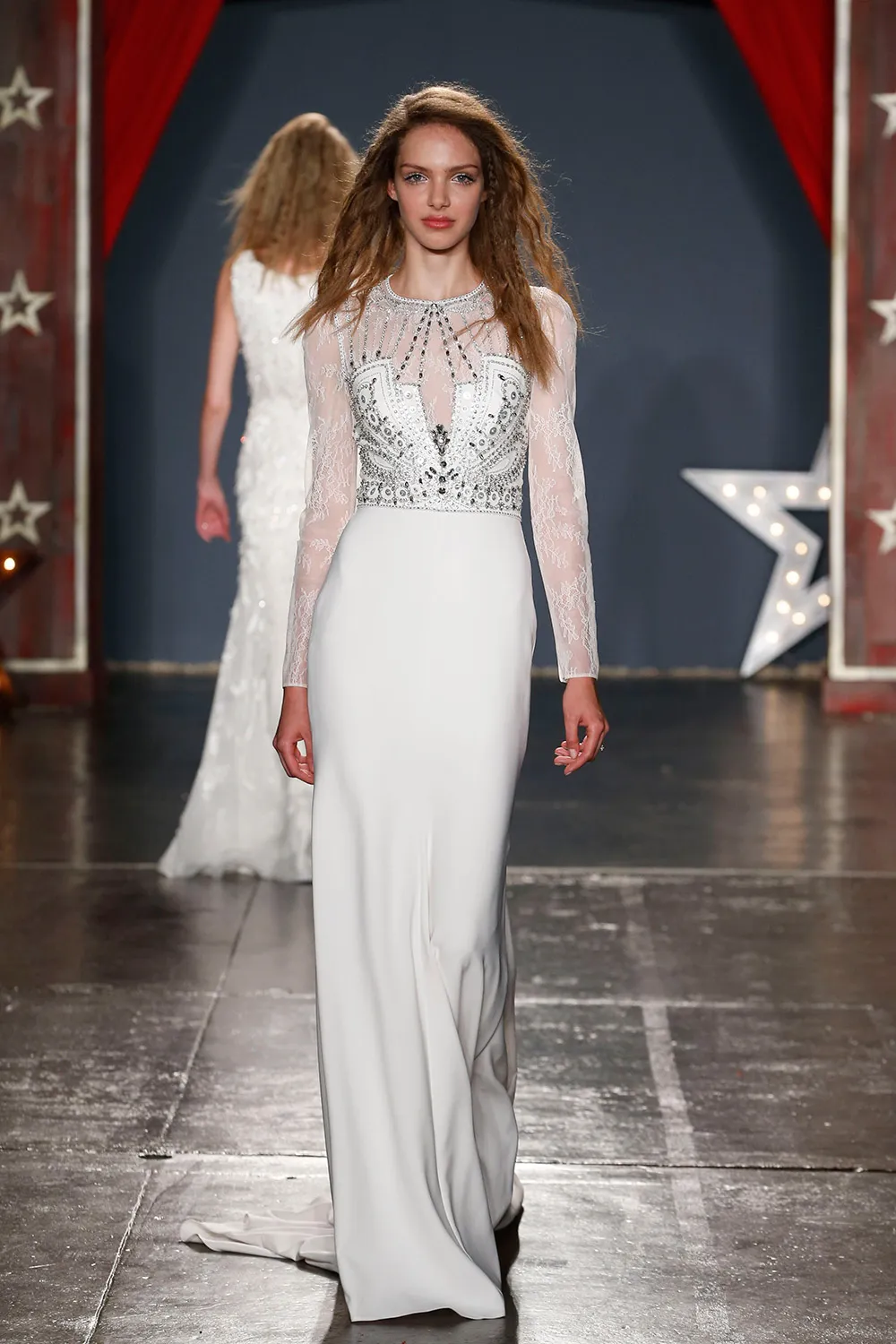 Jenny Packham 2018 Bridal Collection. tp://theweddingnotebook.com