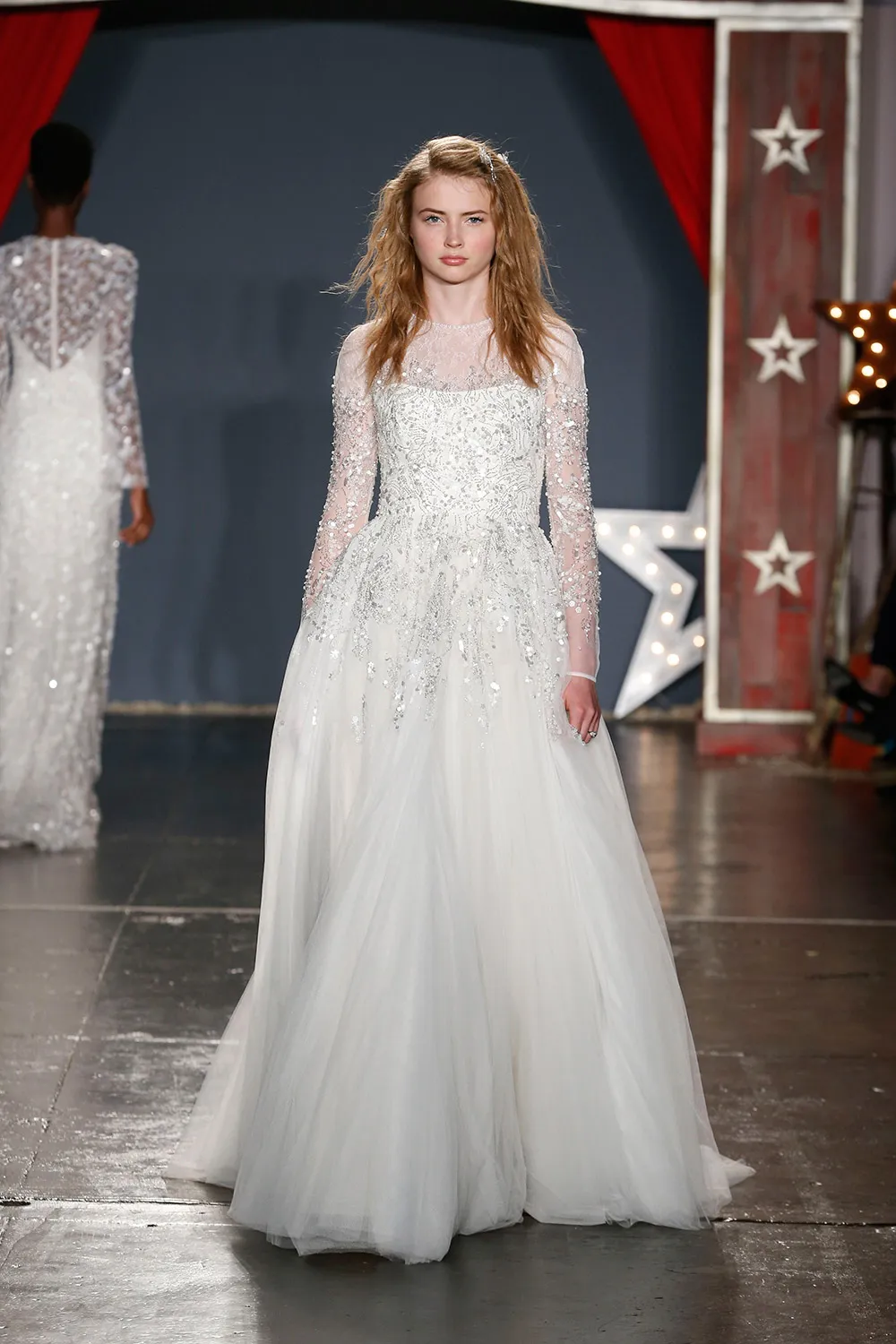Jenny Packham 2018 Bridal Collection. tp://theweddingnotebook.com