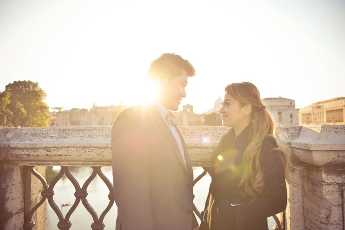Destination bridal portraits in Rome. Andrew Yep Photographie. theweddingnotebook.com