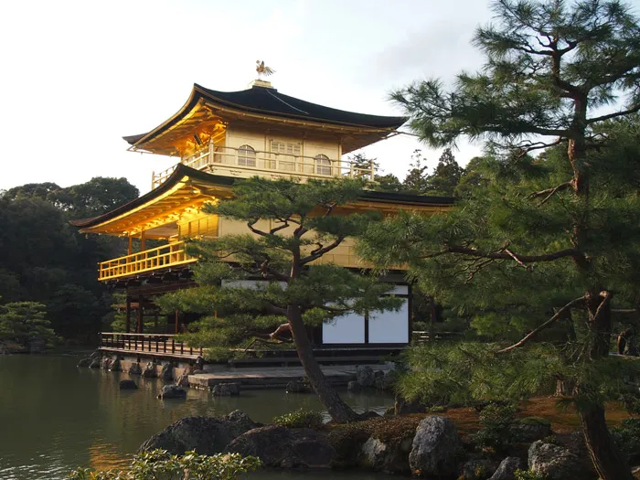 Kyoto Itinerary – Kinkaku-ji. theweddingnotebook.com