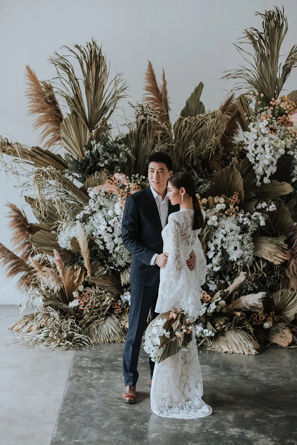 Munkeat Phtoography. theweddingnotebook.com