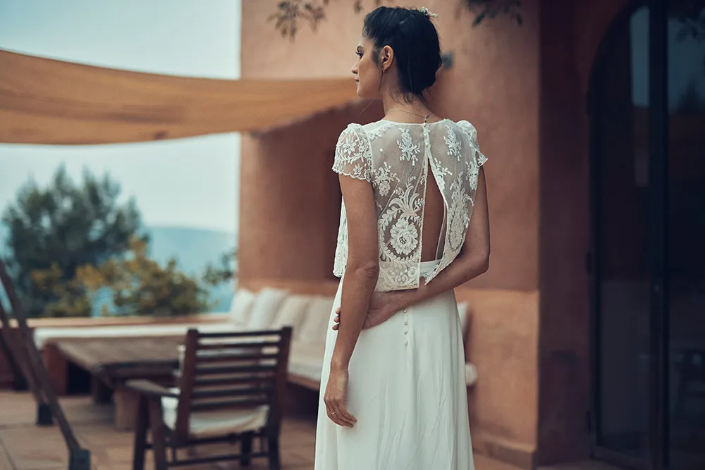 Pereire dress - Laure de Sagazan 2019 Bridal Collection. theweddingnotebook.com