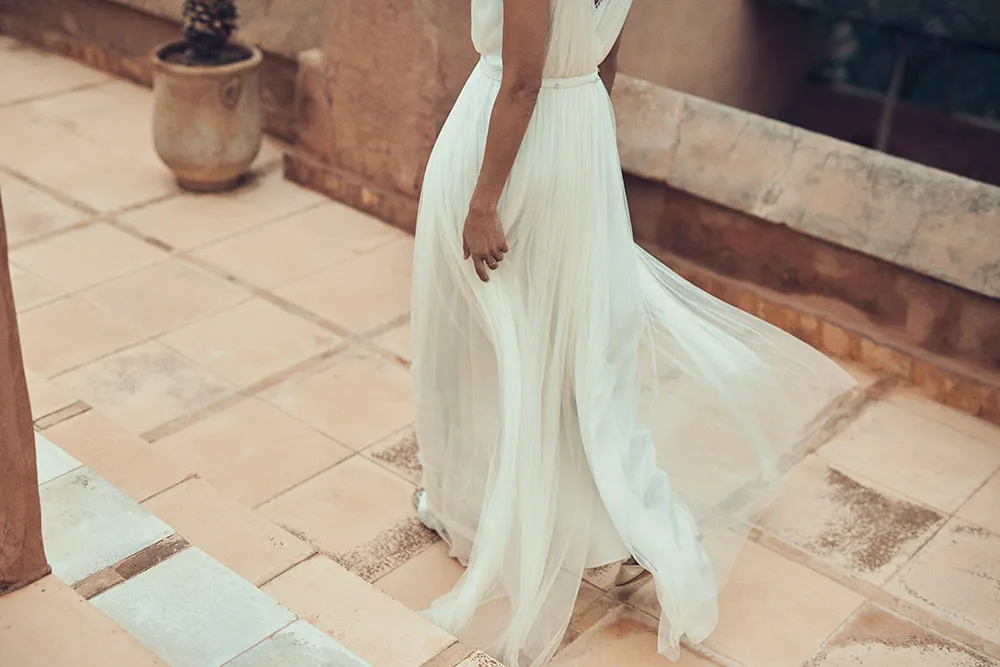 Bolivar dress - Laure de Sagazan 2019 Bridal Collection. theweddingnotebook.com