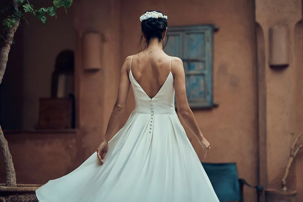 Dickinson dress - Laure de Sagazan 2019 Bridal Collection. theweddingnotebook.com