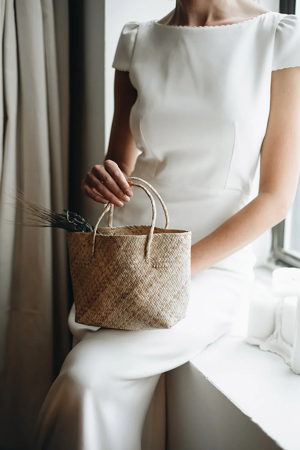 Laure de Sagazan 2020 Bridal Collection. theweddingnotebook.com