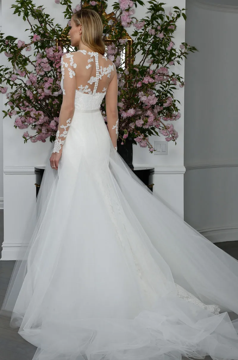 LEGENDS Romona Keveza Spring 2016 Bridal Collection. theweddingnotebook.com