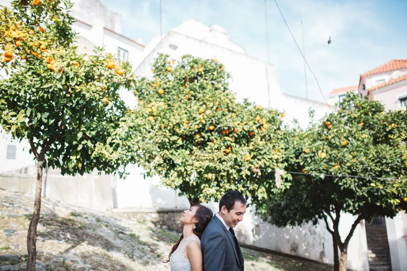 Photo by Hugo Coelho Fotografia. theweddingnotebook.com