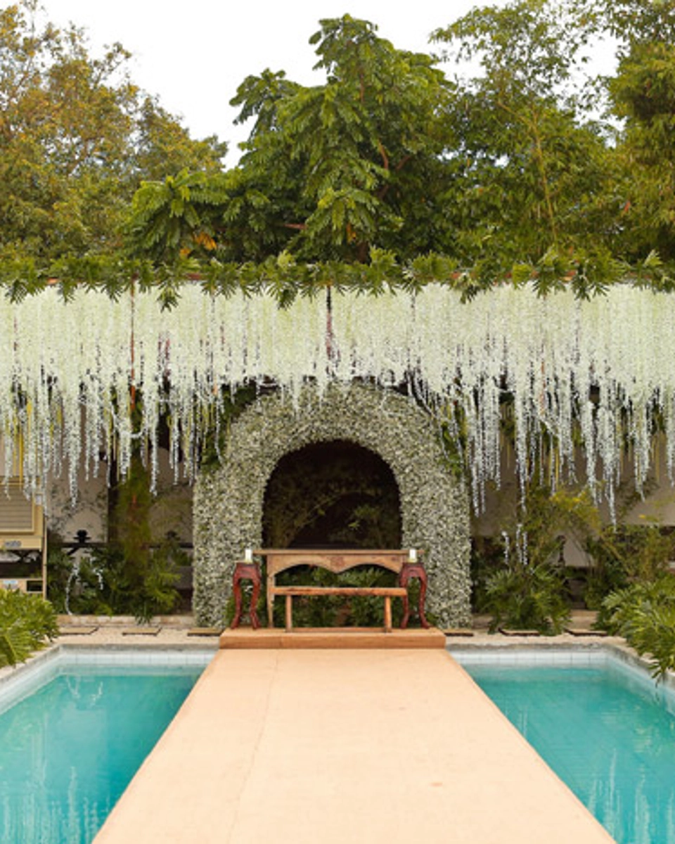 Looking Glamorous Outdoor