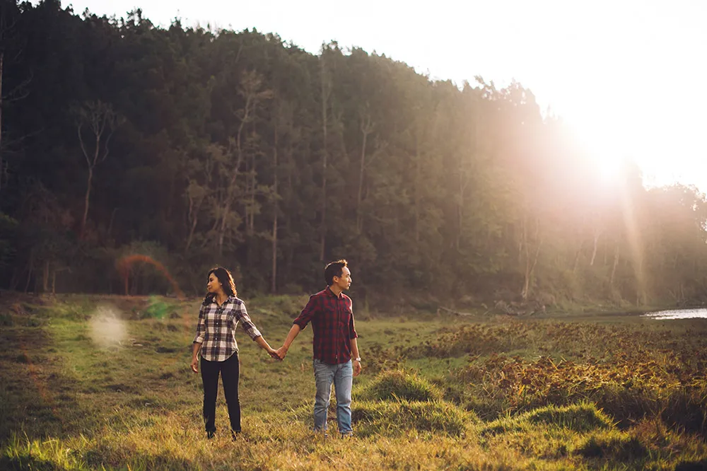 Photo by Fire, Wood & Earth. theweddingnotebook.com