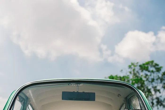 Photo by MunKeat Photography. theweddingnotebook.com