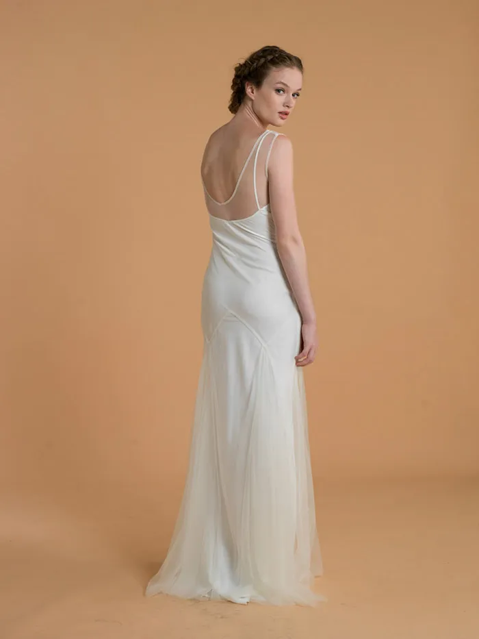 Florence – Love, Yu 2015 Bridal Collection. theweddingnotebook.com