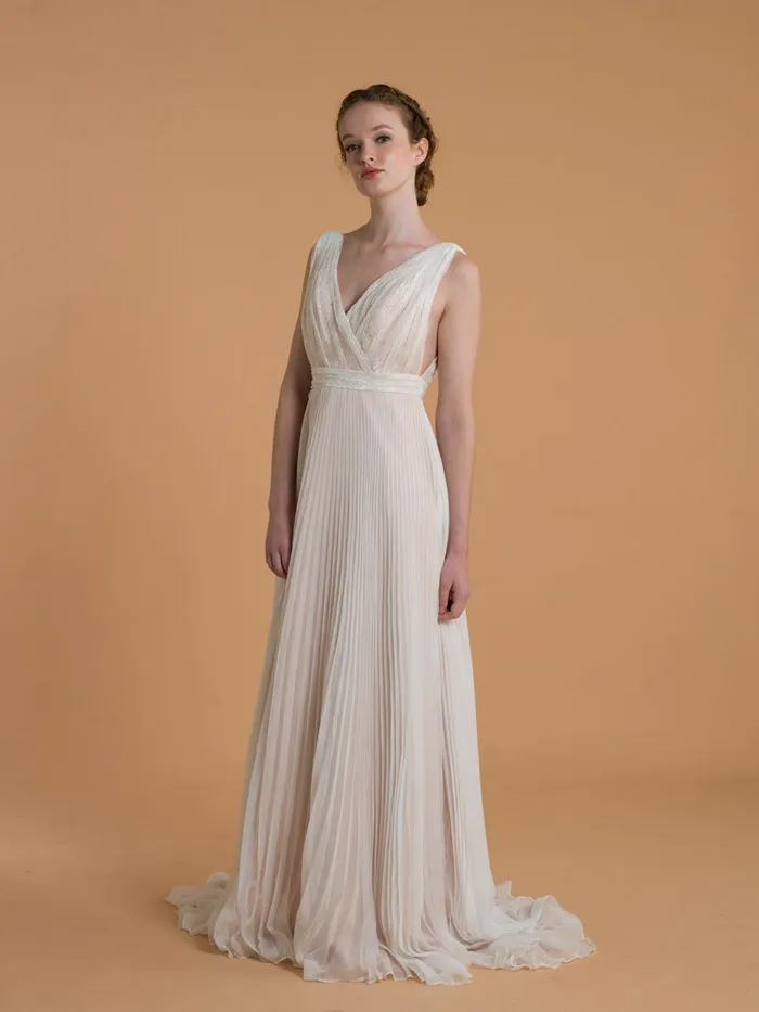 Frances – Love, Yu 2015 Bridal Collection. theweddingnotebook.com