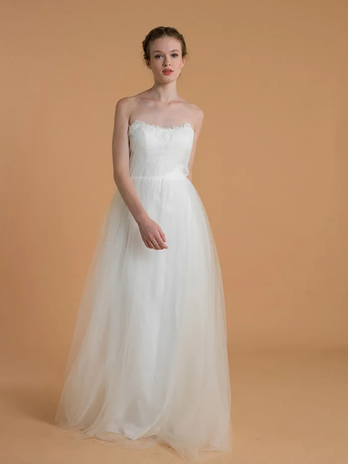 Isabel – Love, Yu 2015 Bridal Collection. theweddingnotebook.com