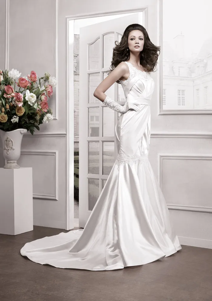 Lusan Mandongus 2014 Collection. theweddingnotebook.com