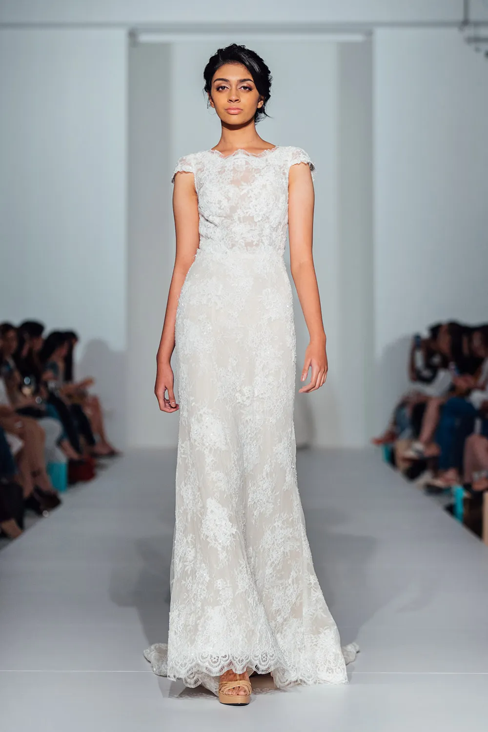 Lusan Mandongus 2020 Bridal Collection. https://theweddingnotebook.com/inspire