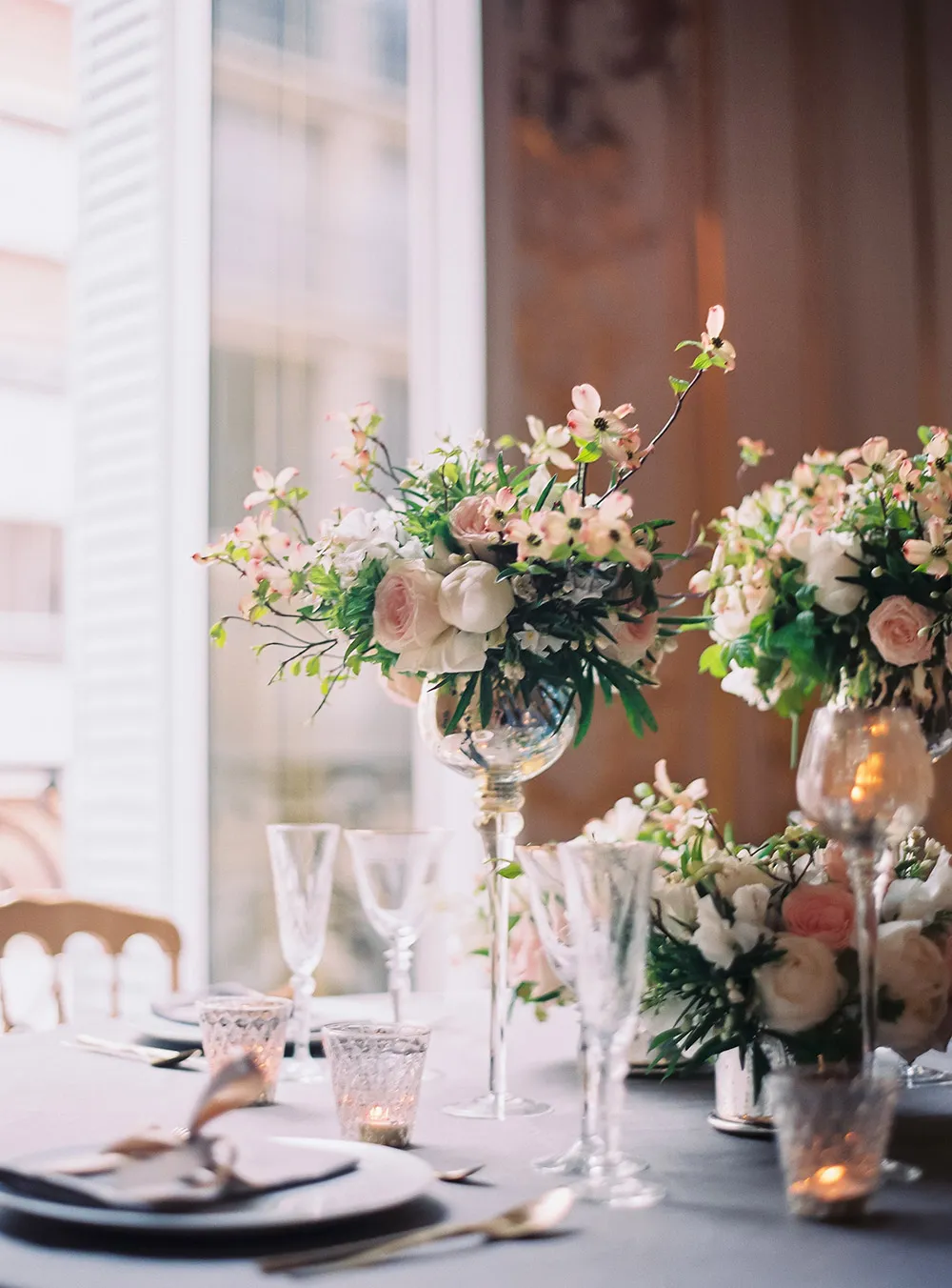 Photo by Le Secret d'Audrey Paris. theweddingnotebook.com