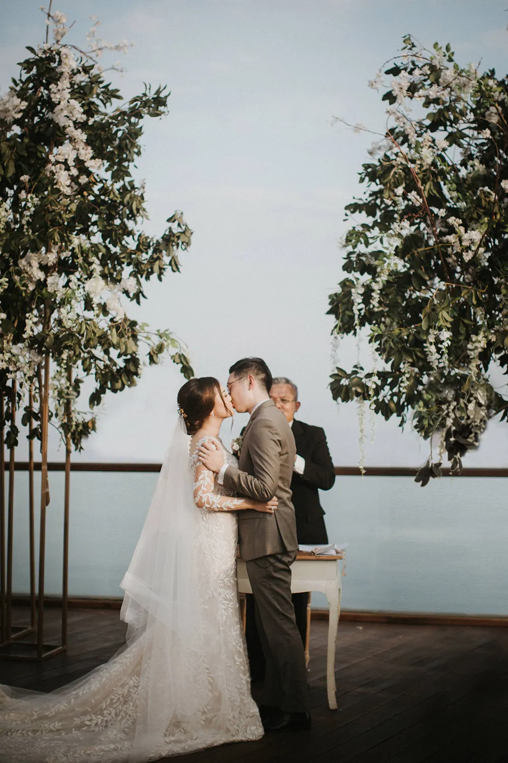 Photo by Iluminen. theweddingnotebook.com