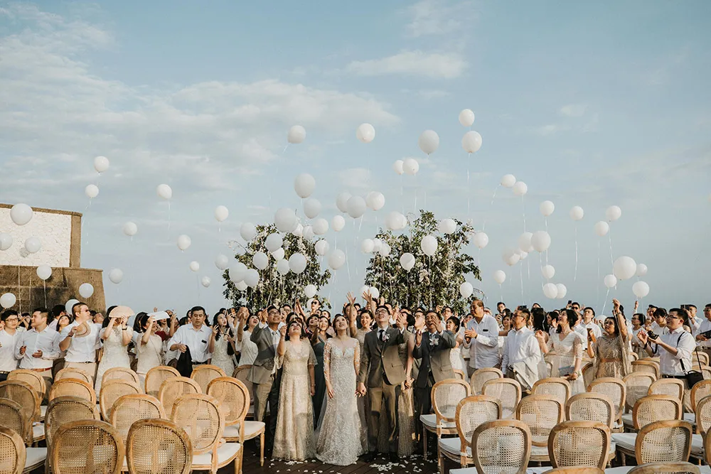 Photo by Iluminen. theweddingnotebook.com