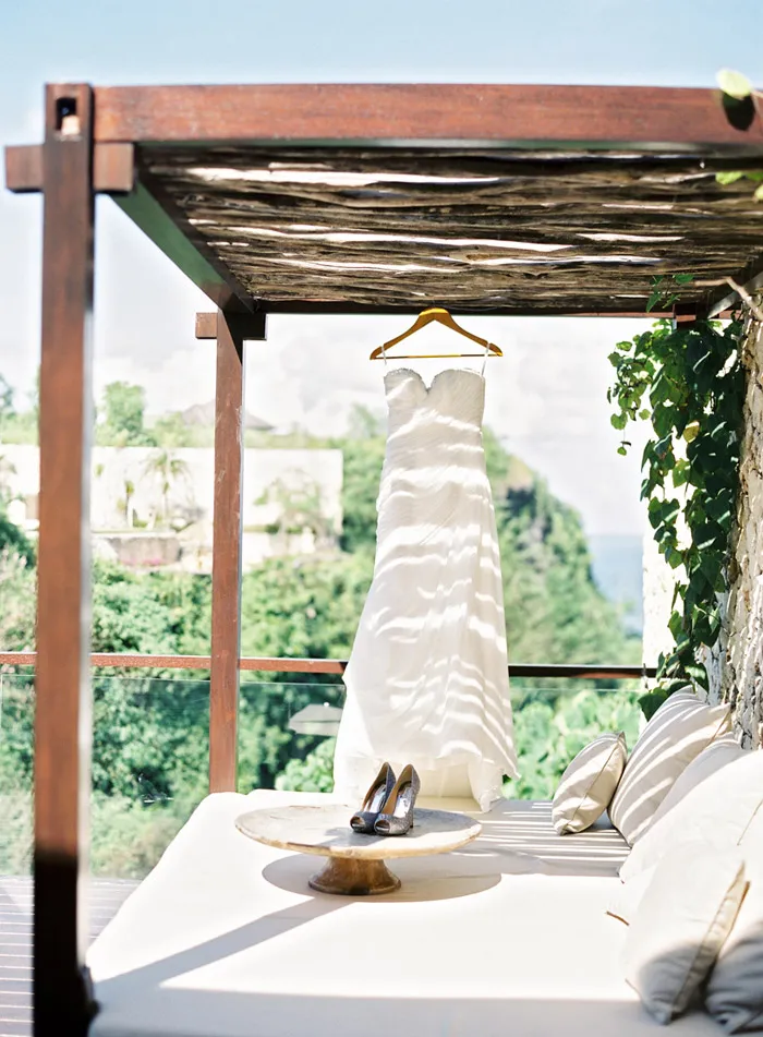 Wedding at Bali. Vicki Grafton Photography. theweddingnotebook.com