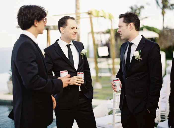 Wedding at Bali. Vicki Grafton Photography. theweddingnotebook.com